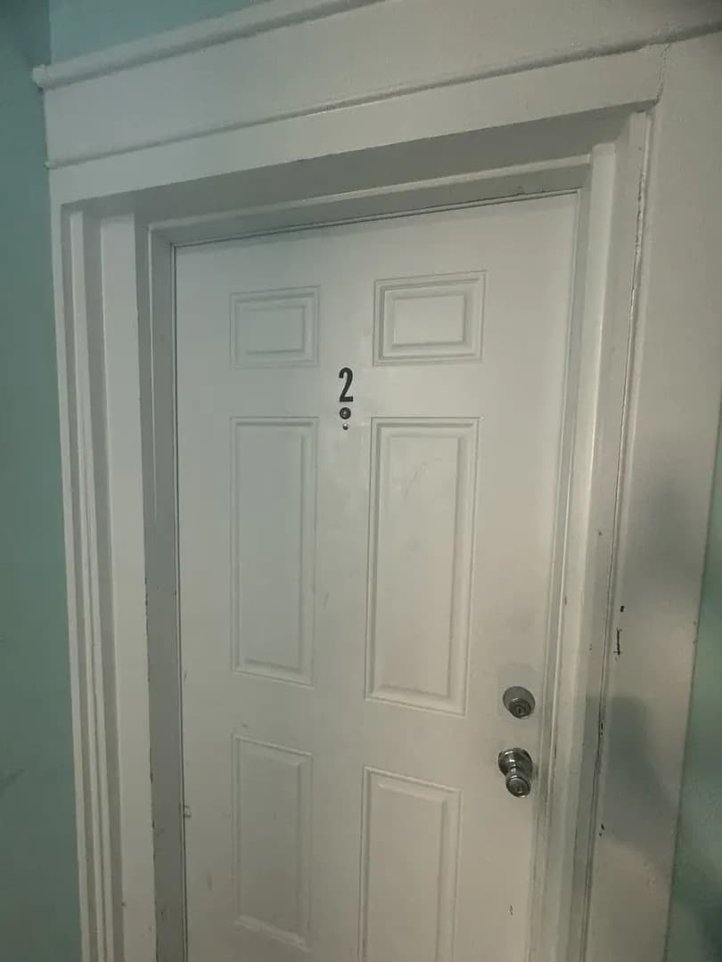 Bloomington Apartment: 420 S. Fess