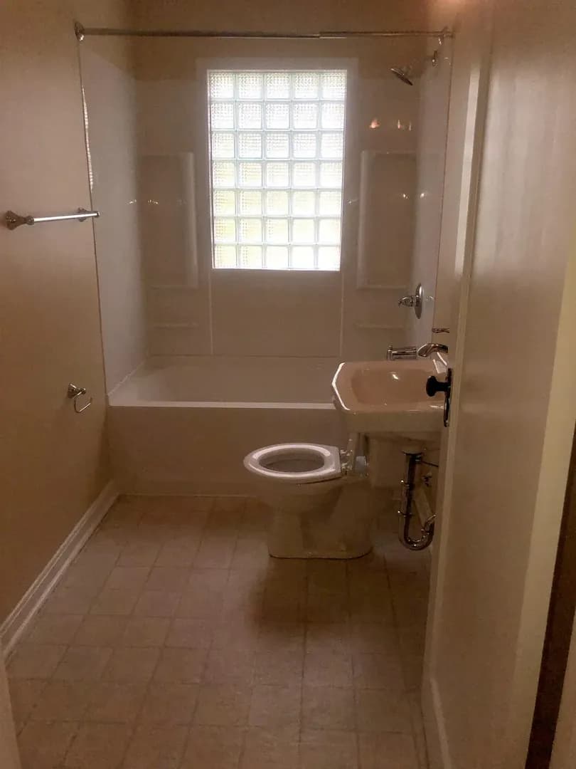 Bloomington House: 510 S Mitchell St