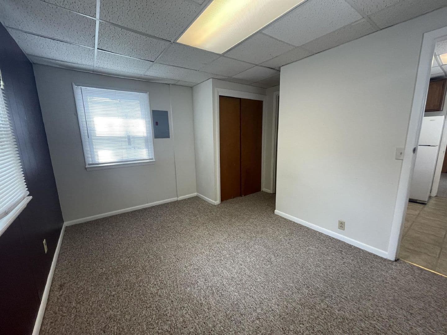 Bloomington Apartment: 416 E. 2nd St.