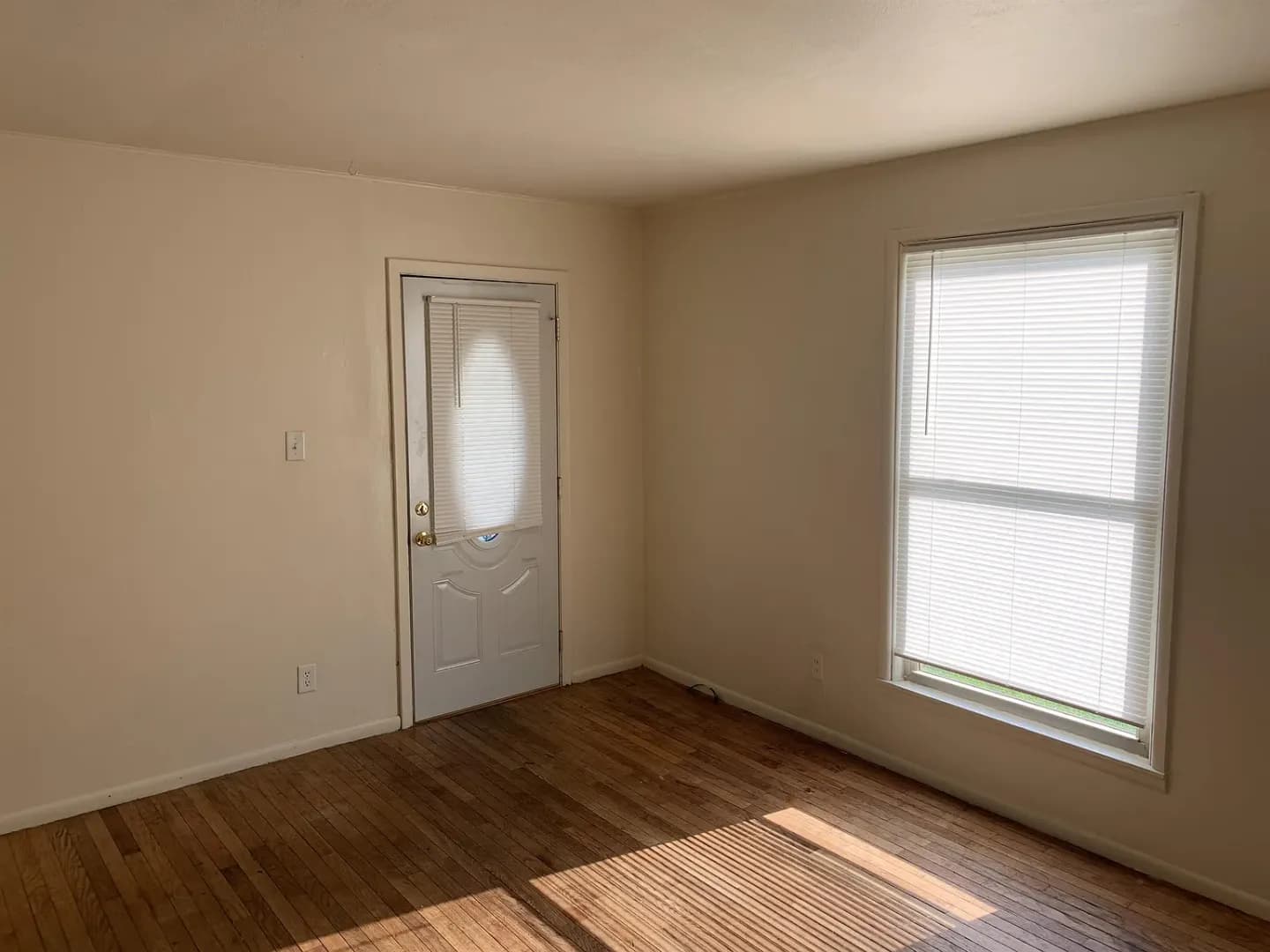 Bloomington House: 500 S Lincoln St