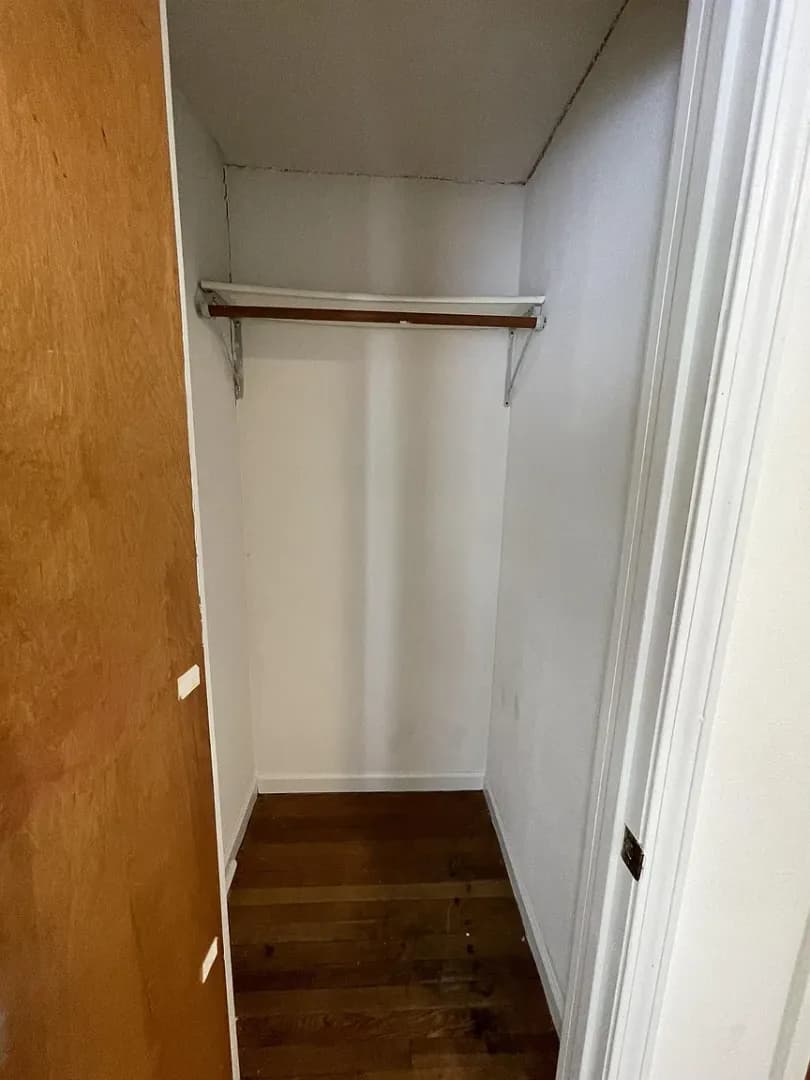 Bloomington House: 403 N. Roosevelt