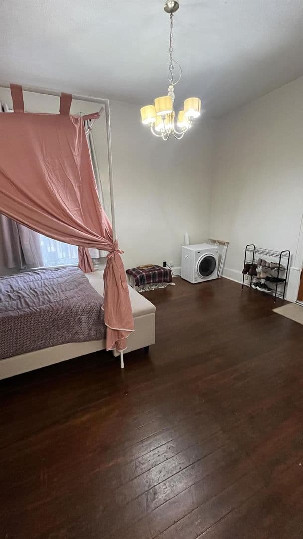 Bloomington House: 317 N. Indiana #2