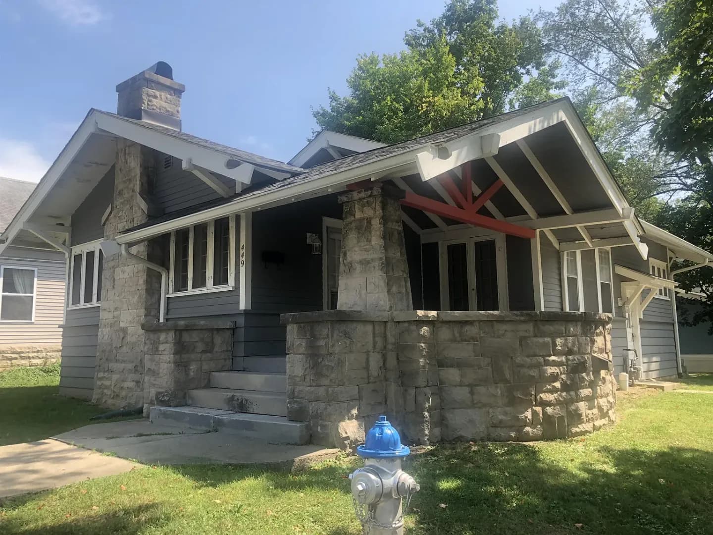 Bloomington House: 449 S Henderson St