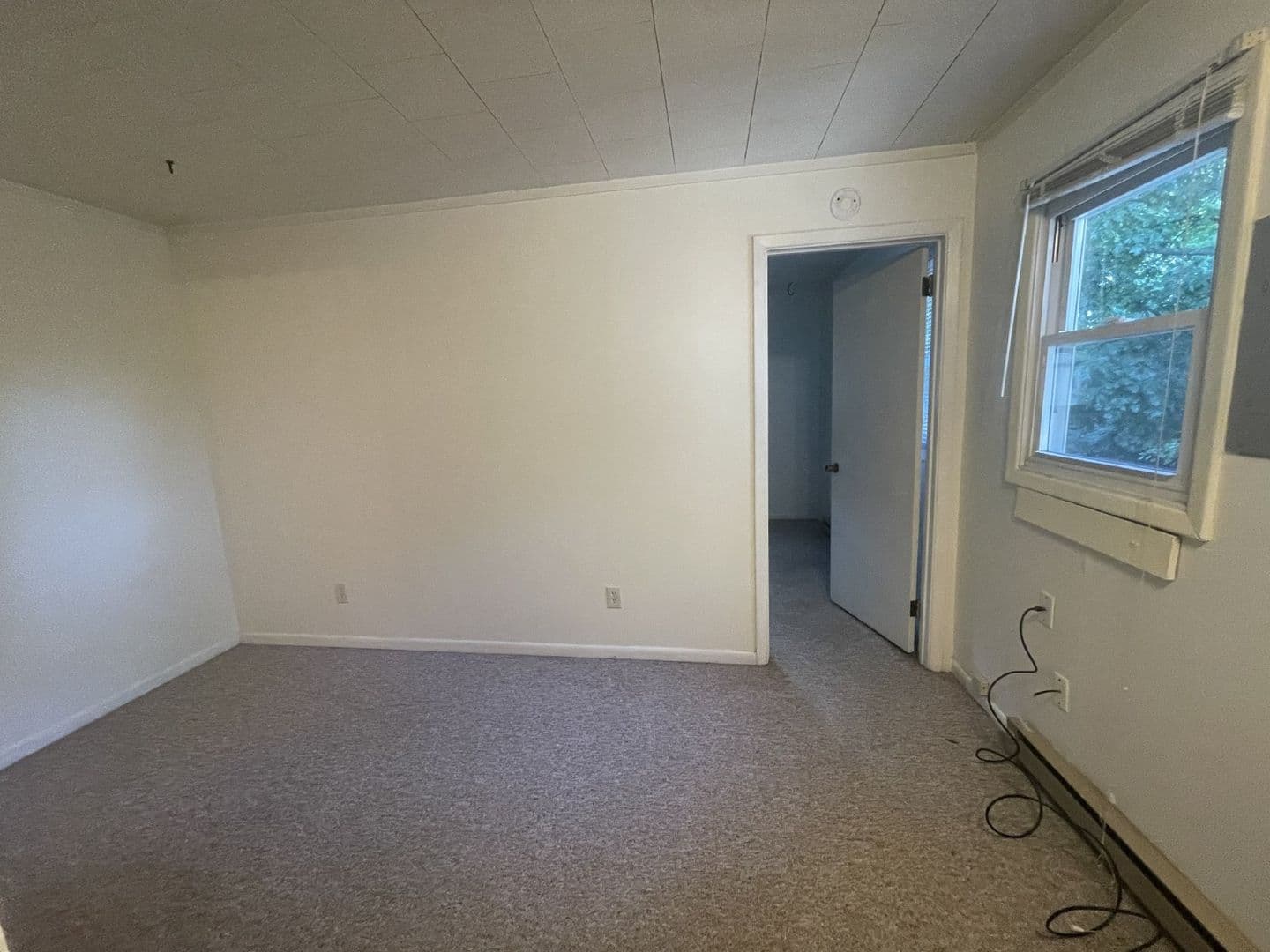 Bloomington Apartment: 416 E. 2nd St.