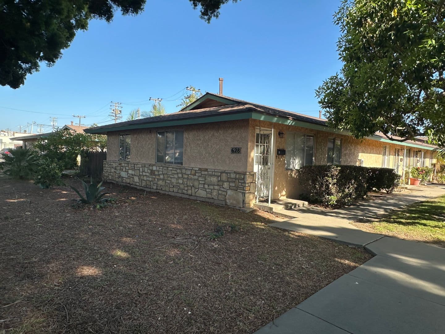 Santa Maria House: 628 E. Chapel St. Unit A