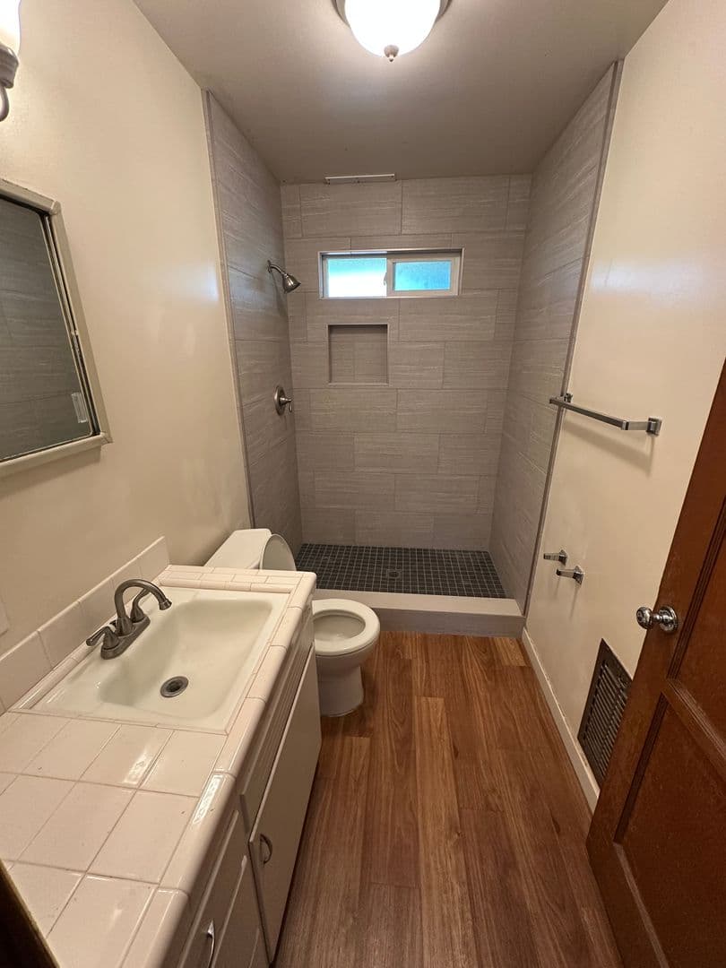 Santa Maria House: 628 E. Chapel St. Unit A
