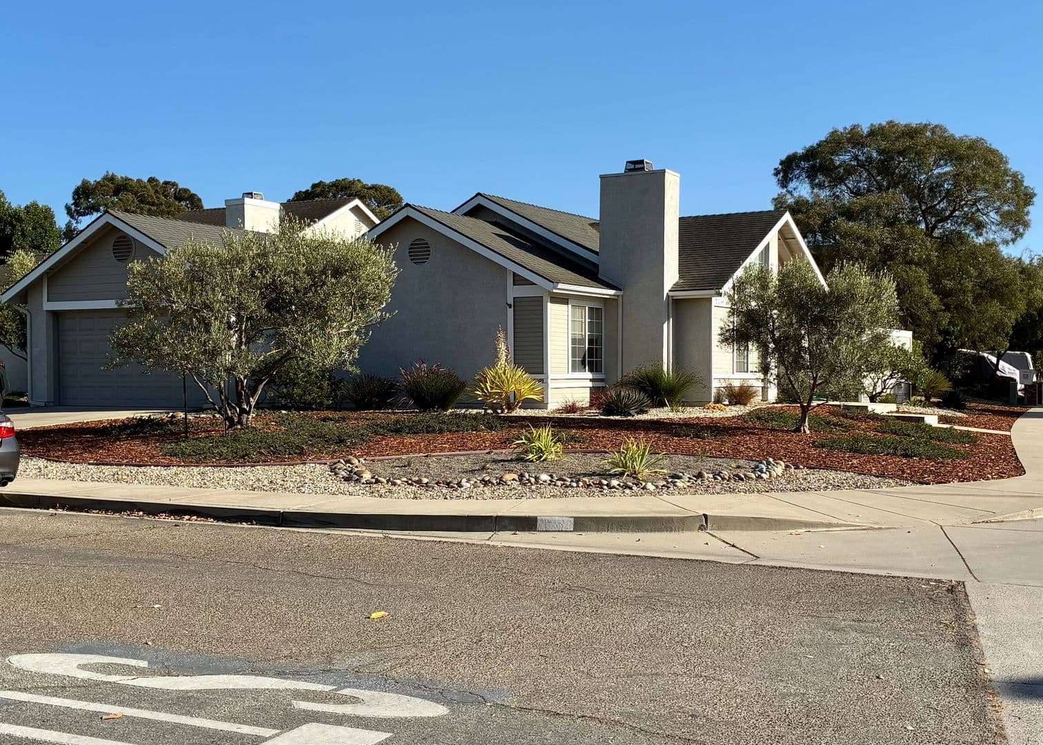 Santa Maria House: 4468 Kenneth Ave.