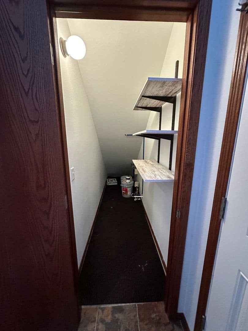 Minot House: 1524 35th Ave SE