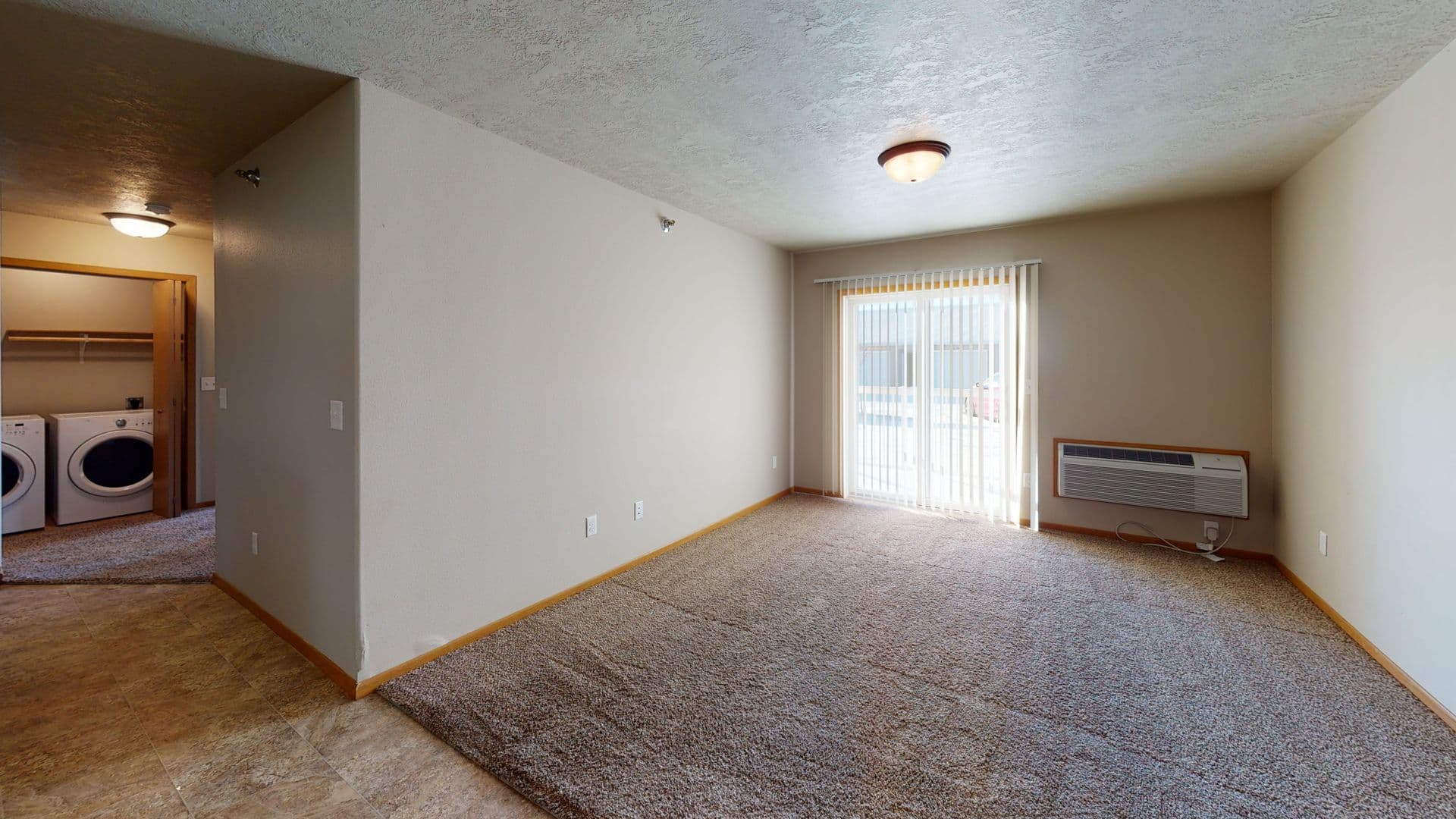 Minot Apartment: 3 36th Ave NE (Building A)