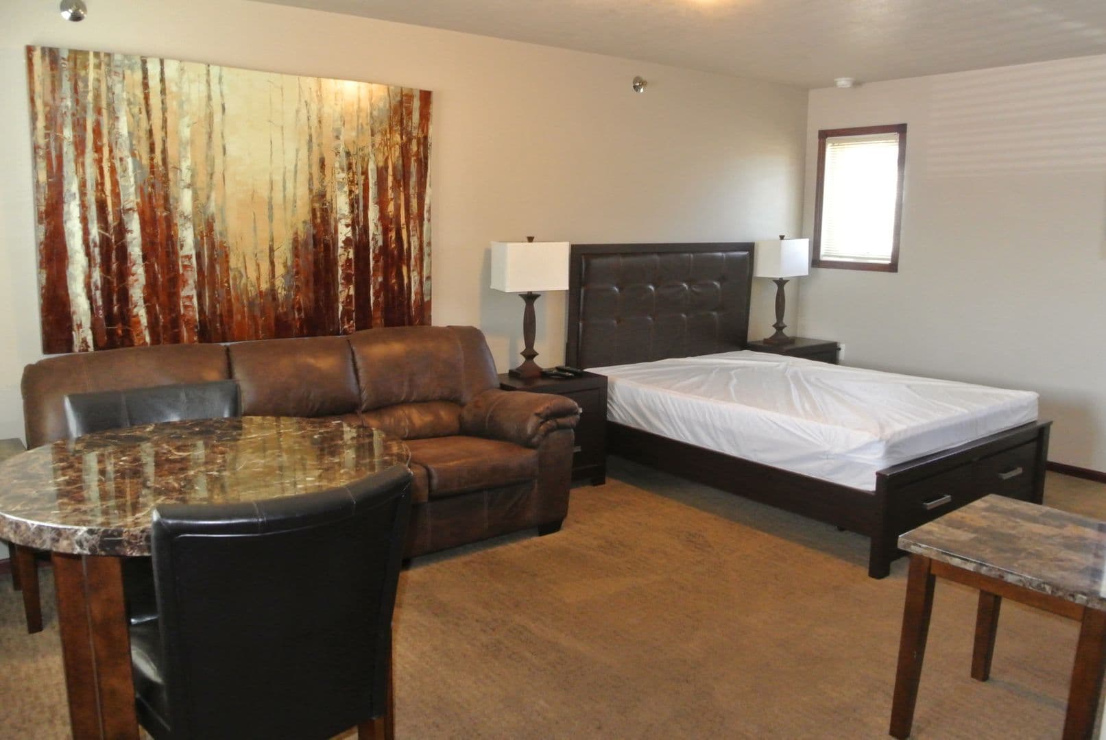 Minot Apartment: 1800 East Burdick Expressway