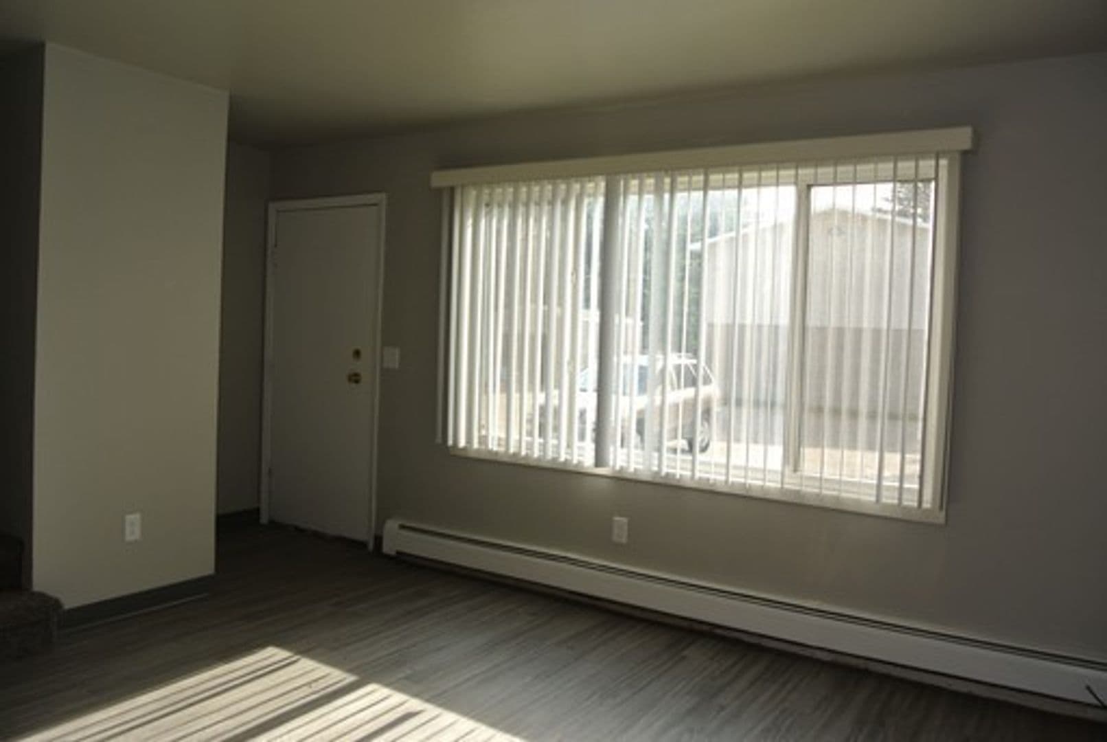 Minot Apartment: 1810 South Main