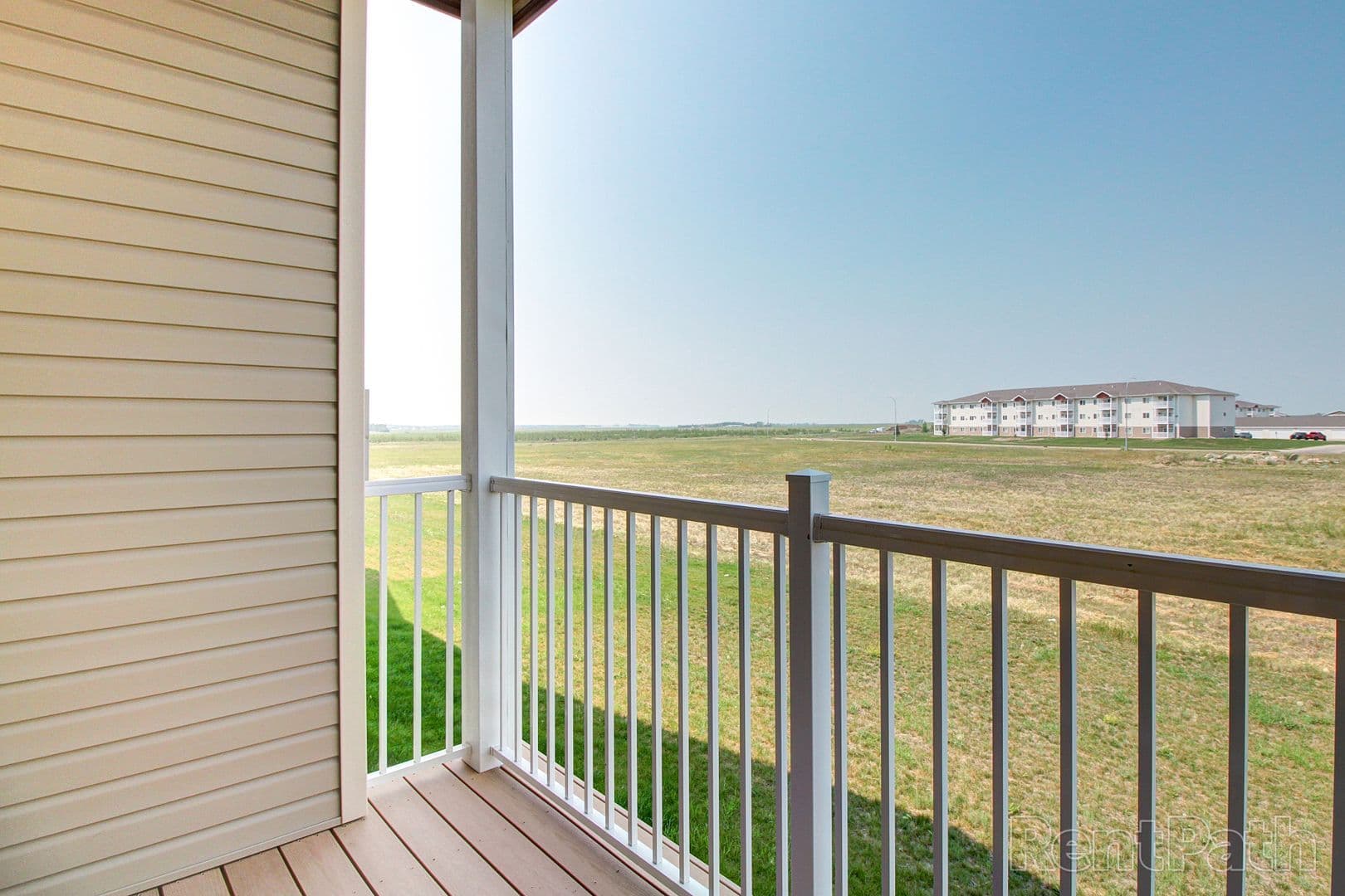 Minot Apartment: 2031 33rd St NW