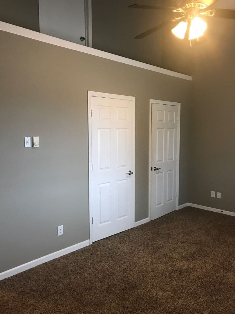 Minot Condo: 612 Colton St SW