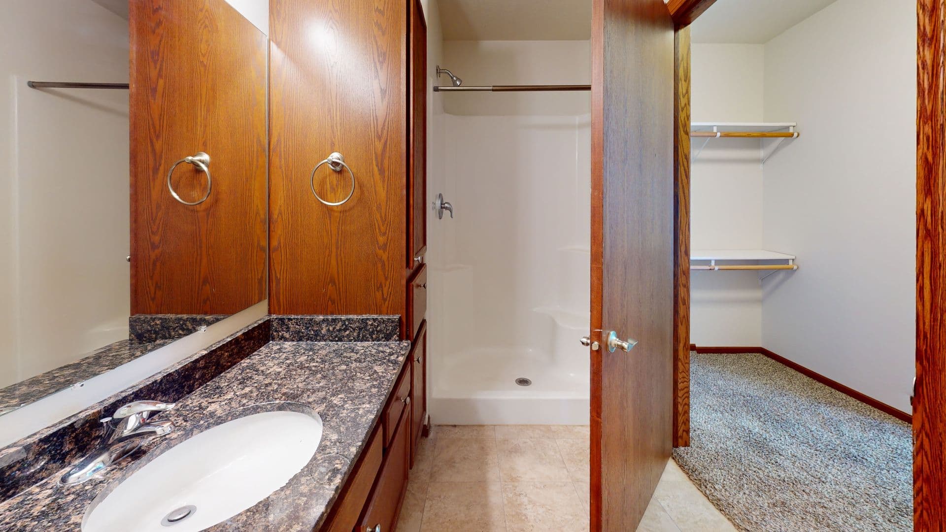 Minot Apartment: 2208 33rd St NW