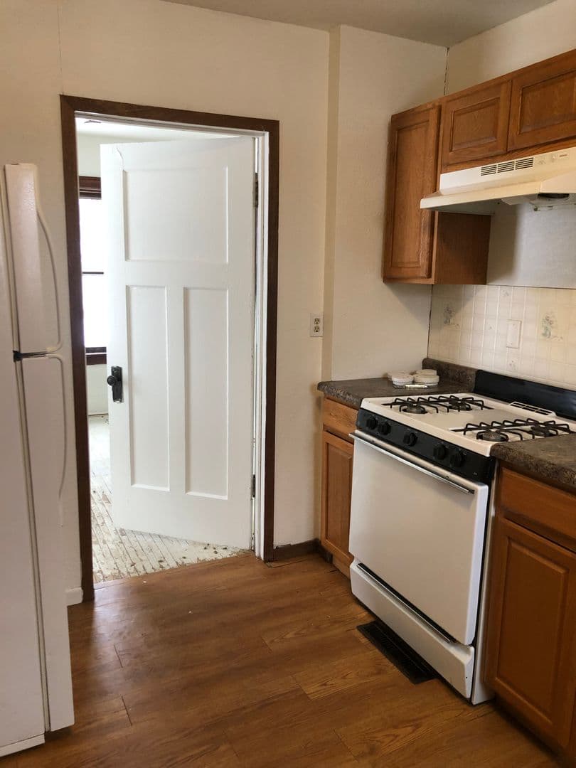 Minot Apartment: 546 Valley Street
