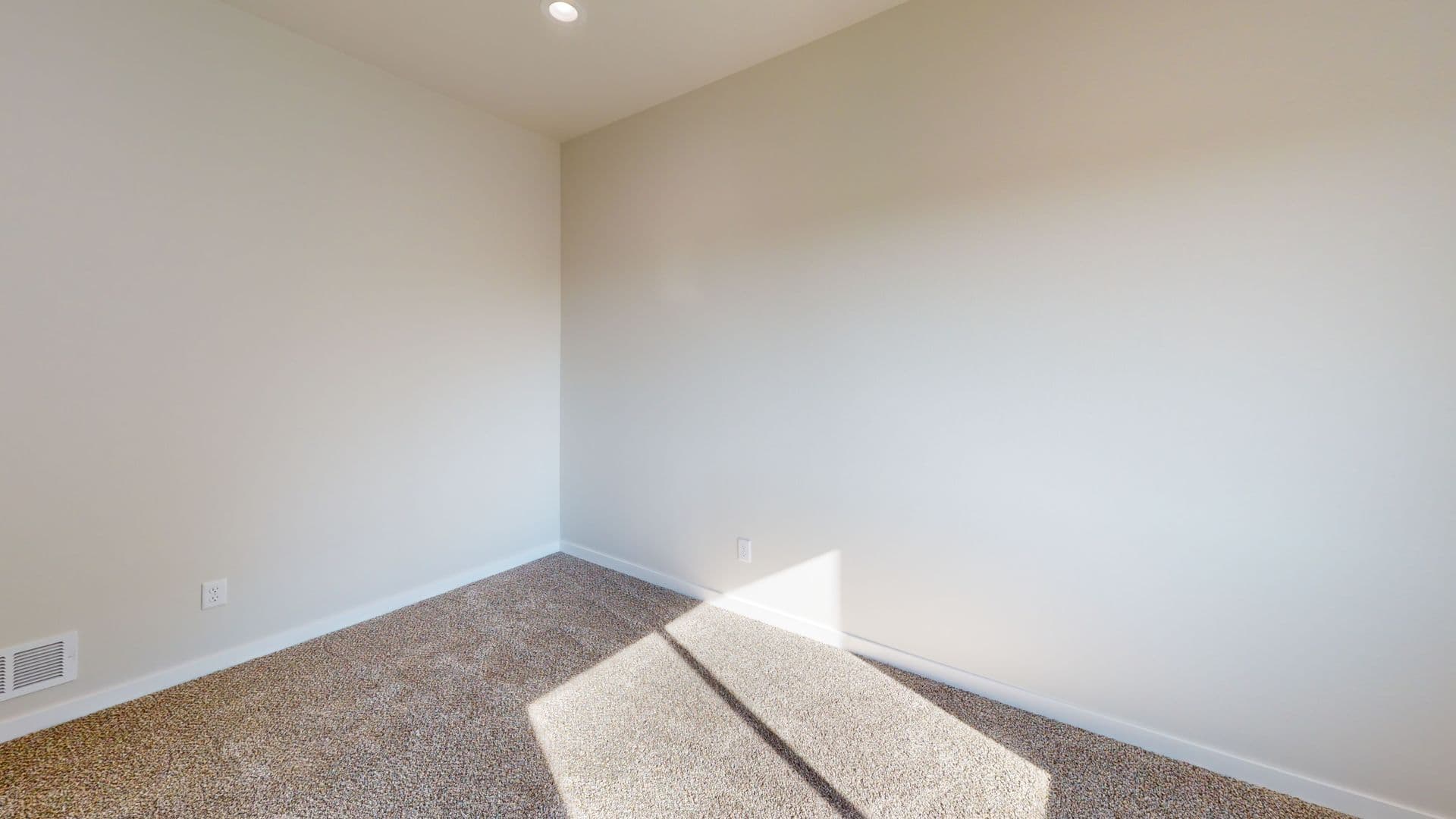 Minot House: 4017 Crossing St SW