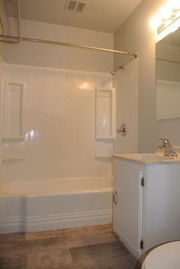 Minot Apartment: 2512 4th St NW