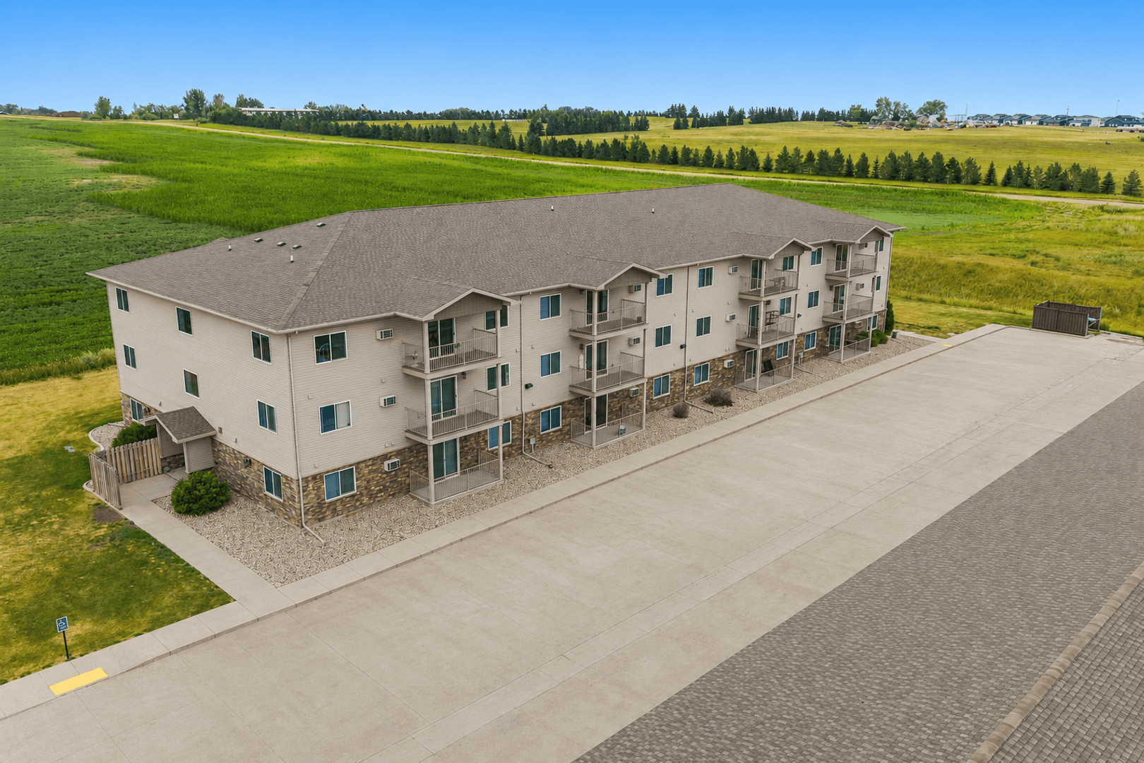 Minot Apartment: 2208 33rd St NW