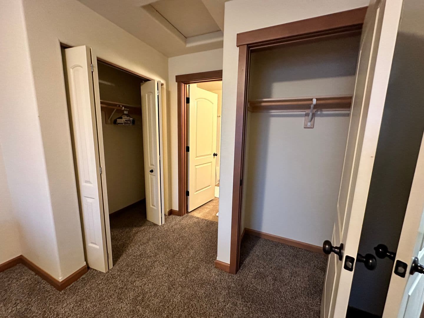 Minot Apartment: 3821 Crossing St SW