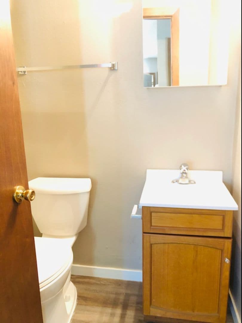 Minot Apartment: 616 and 706 Park Street