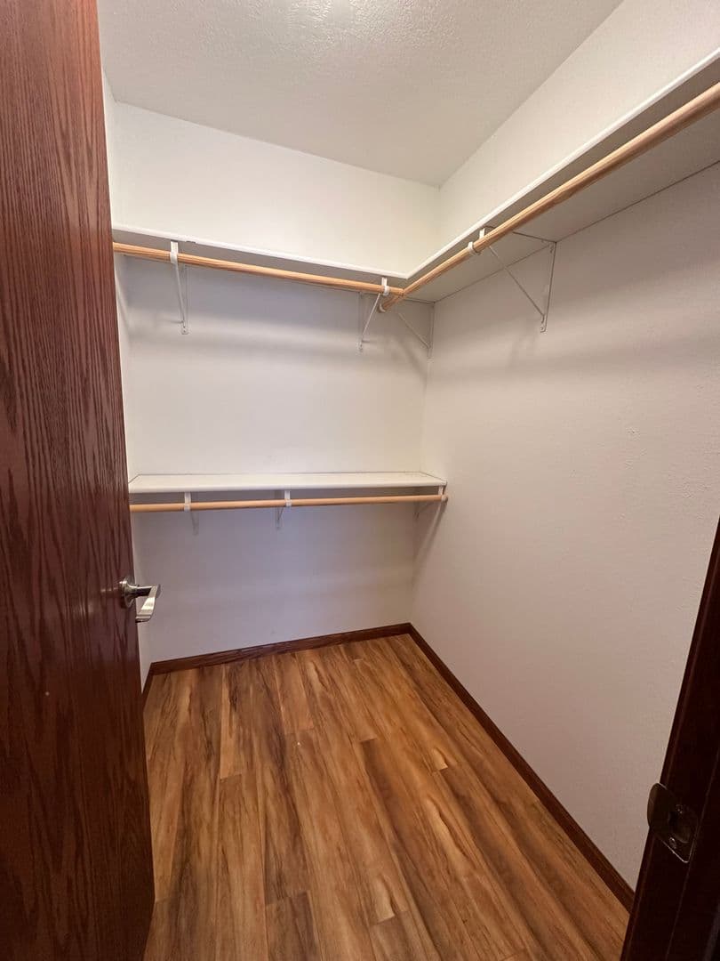 Minot House: 1524 35th Ave SE