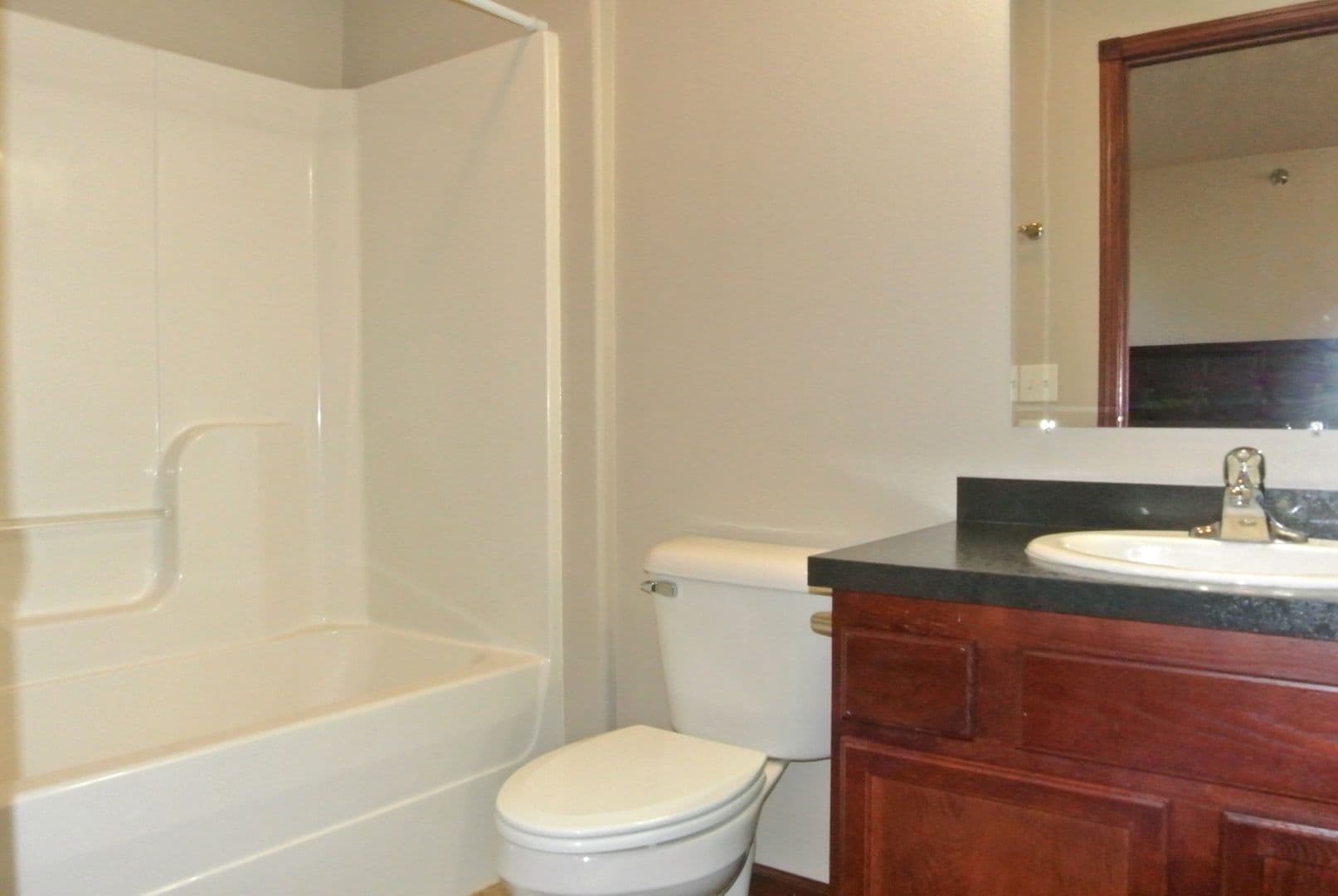 Minot Apartment: 1800 East Burdick Expressway