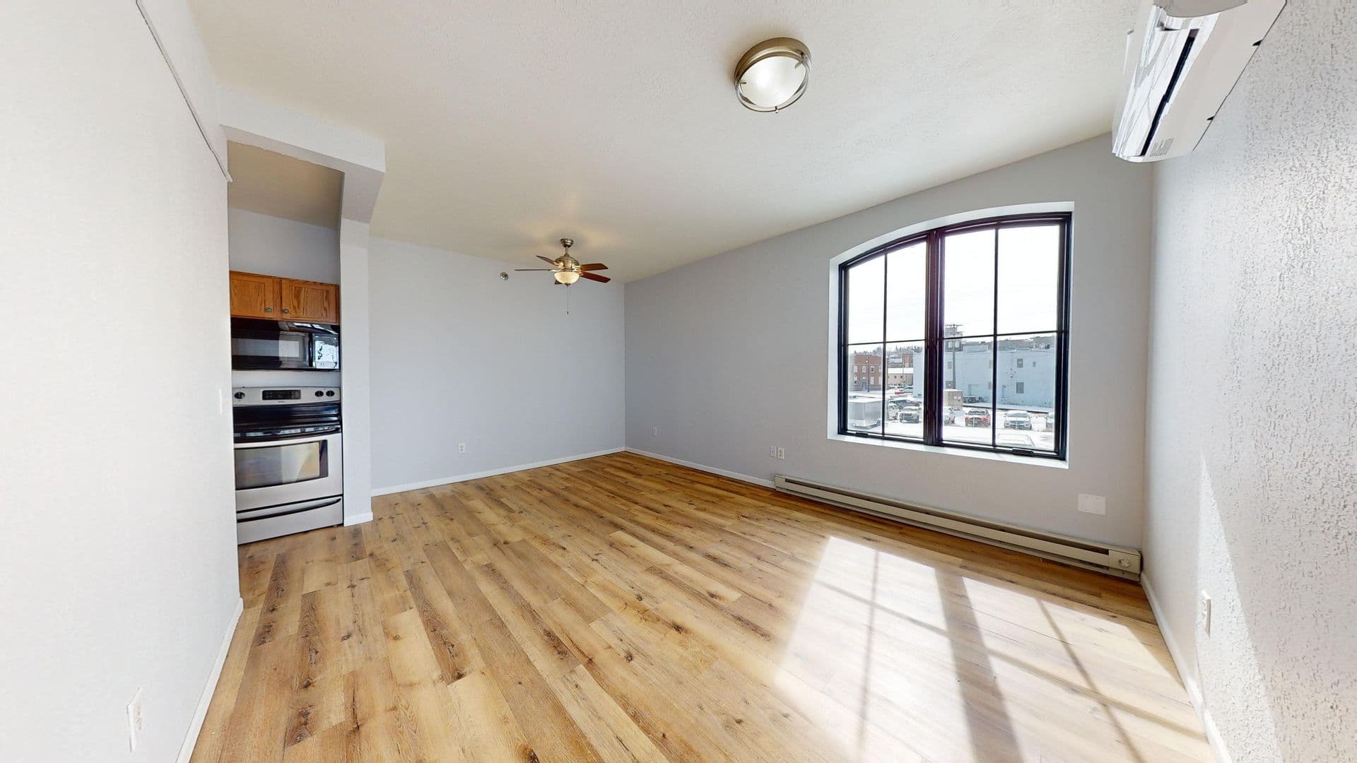 Minot Apartment: 24 1st St NE