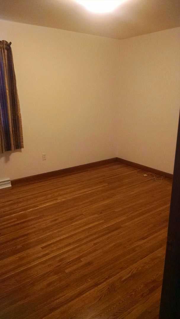 Minot House: 1424 7th St SW