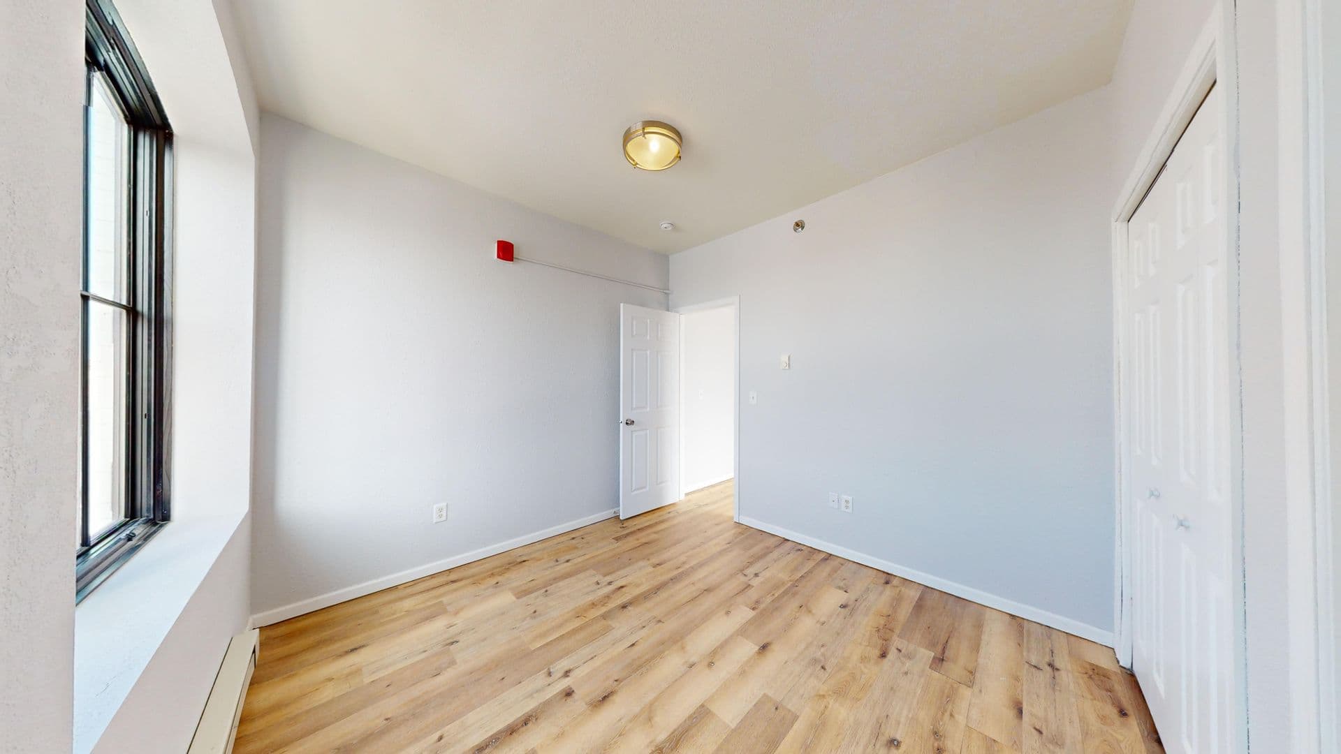 Minot Apartment: 24 1st St NE