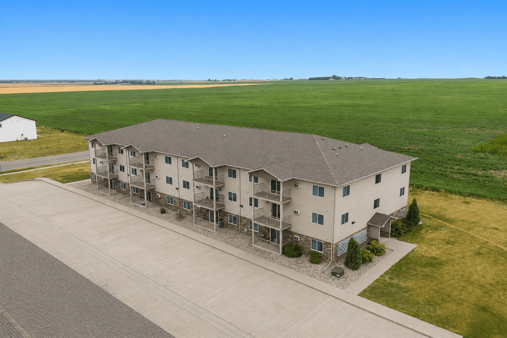 Minot Apartment: 2208 33rd St NW
