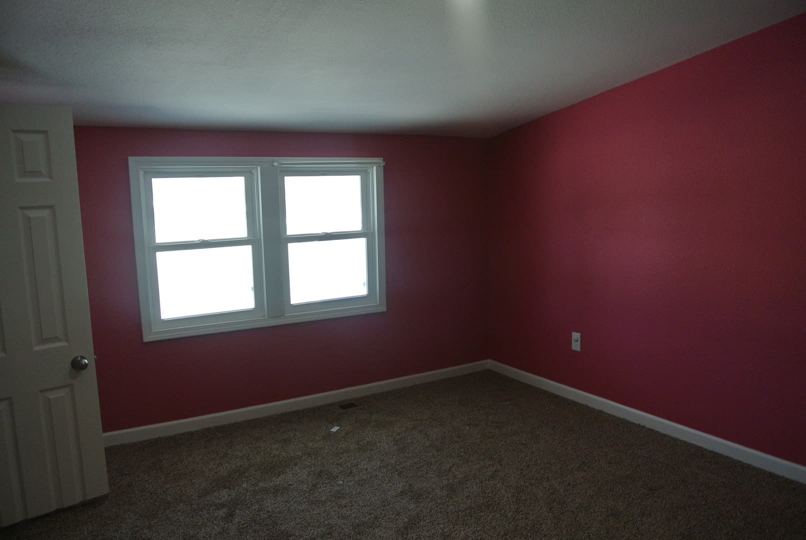 Minot House: 1217 5th Ave NW *For sale*