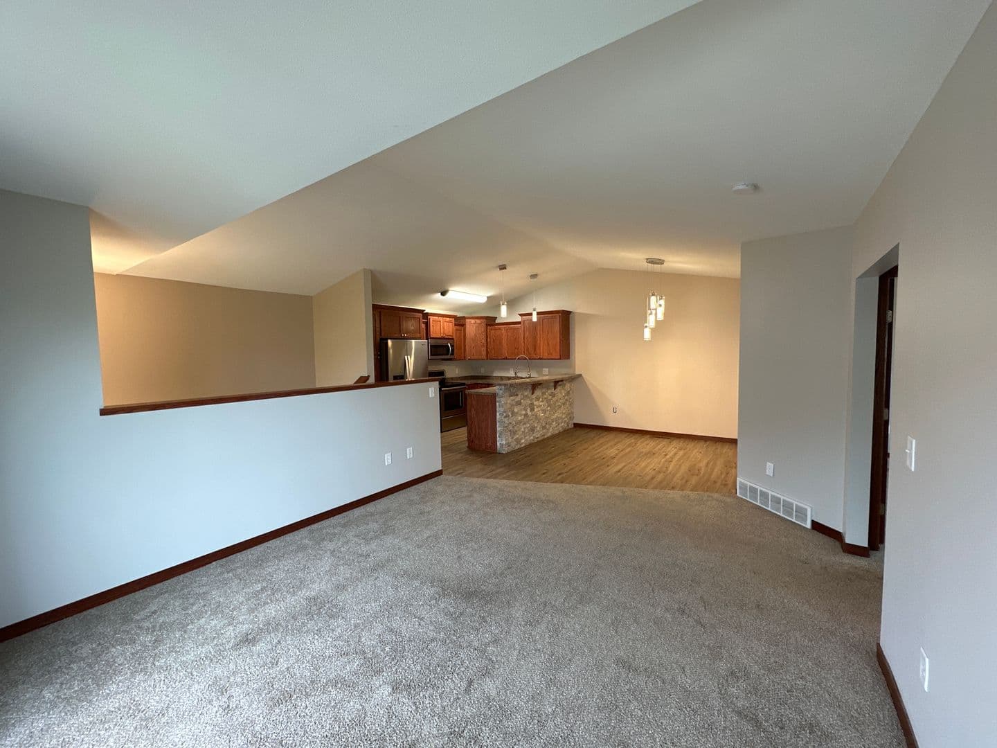 Minot House: 111 Mulberry Loop