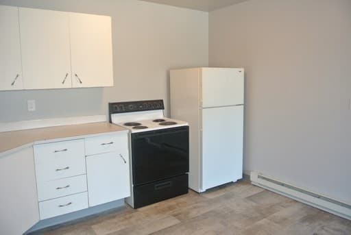 Minot Apartment: 2512 4th St NW