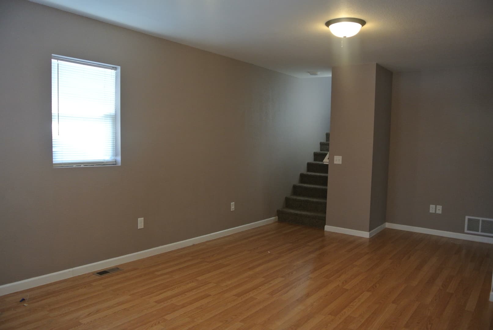 Minot House: 1217 5th Ave NW *For sale*