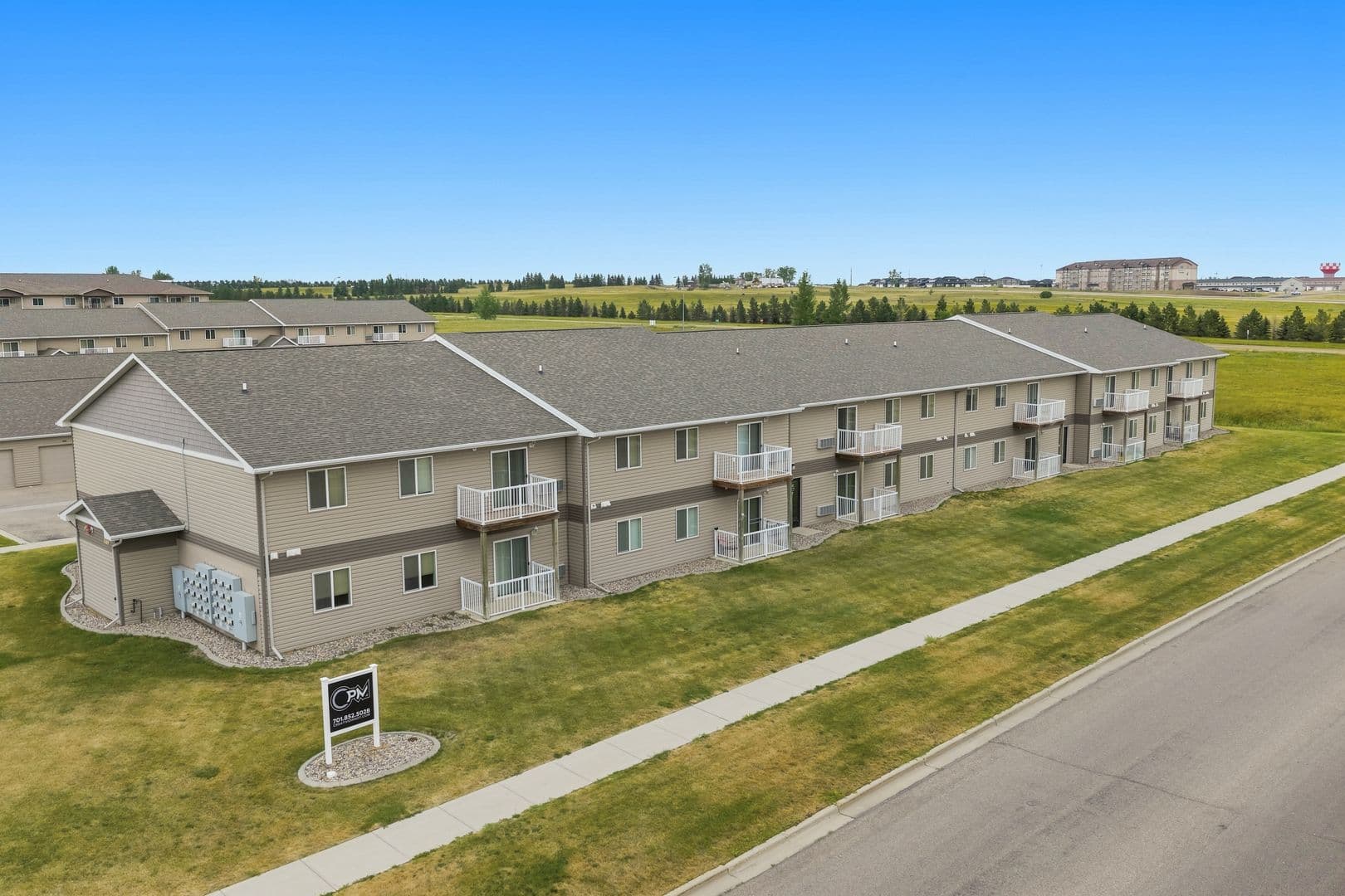 Minot Apartment: 2150 33rd St NW