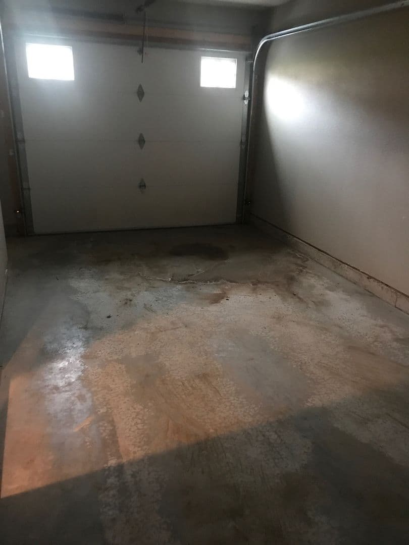 Minot Condo: 612 Colton St SW