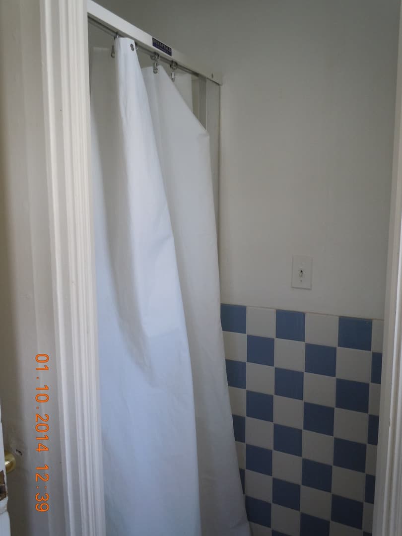 Minot House: 219 - 13th Ave SE