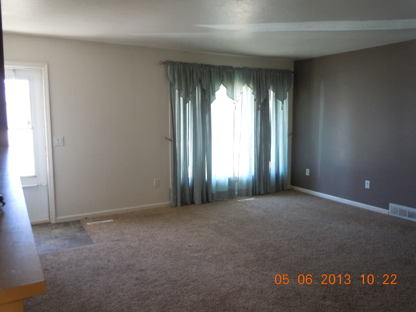 Minot Apartment: 2404 Academy Road