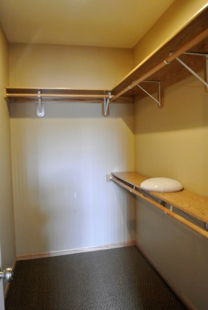 Minot Apartment: 15 South Main