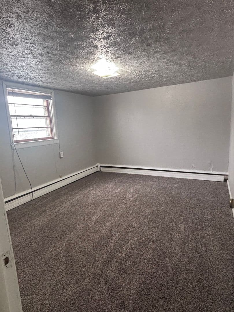 Minot Apartment: 108 11th Ave SE