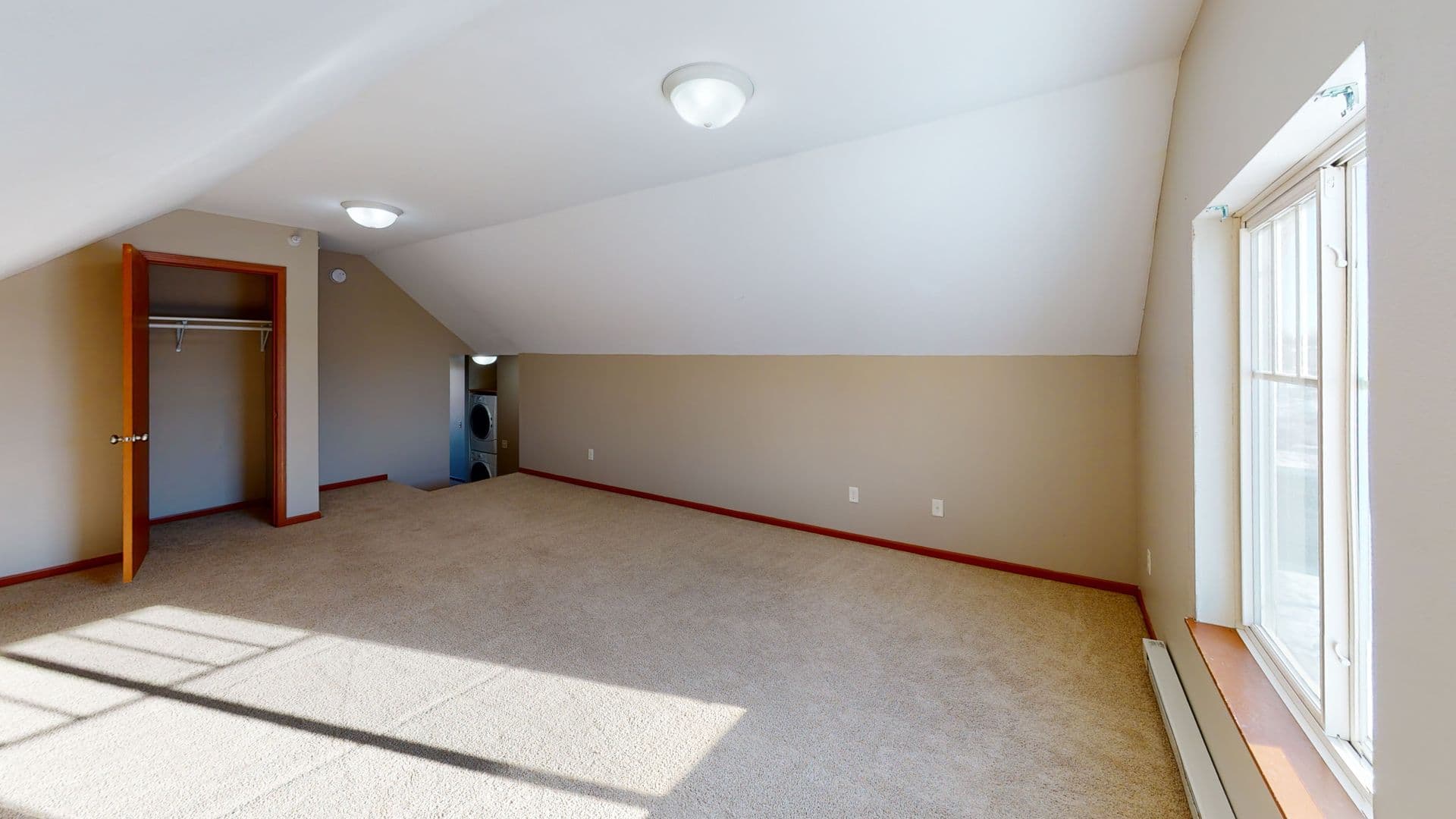 Minot Apartment: 2812 15th Ave NW