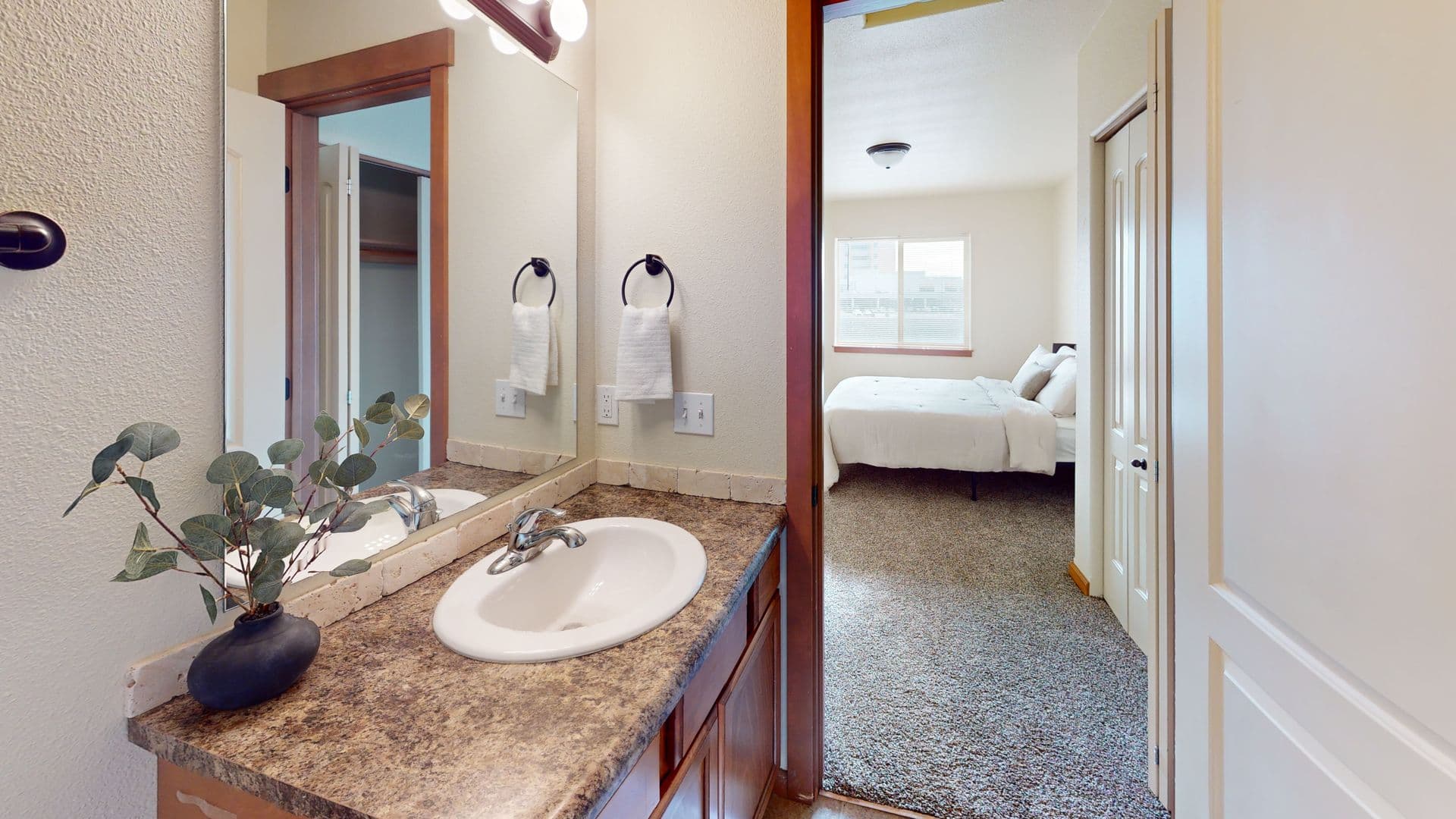 Minot Apartment: 3819 Crossing St SW