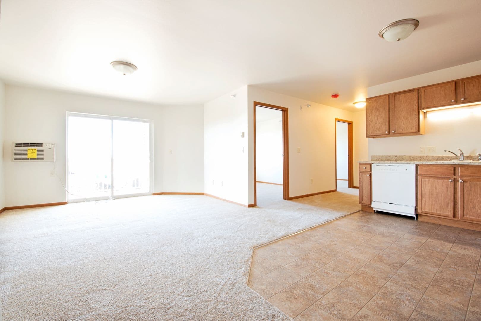 Minot Apartment: 2031 33rd St NW