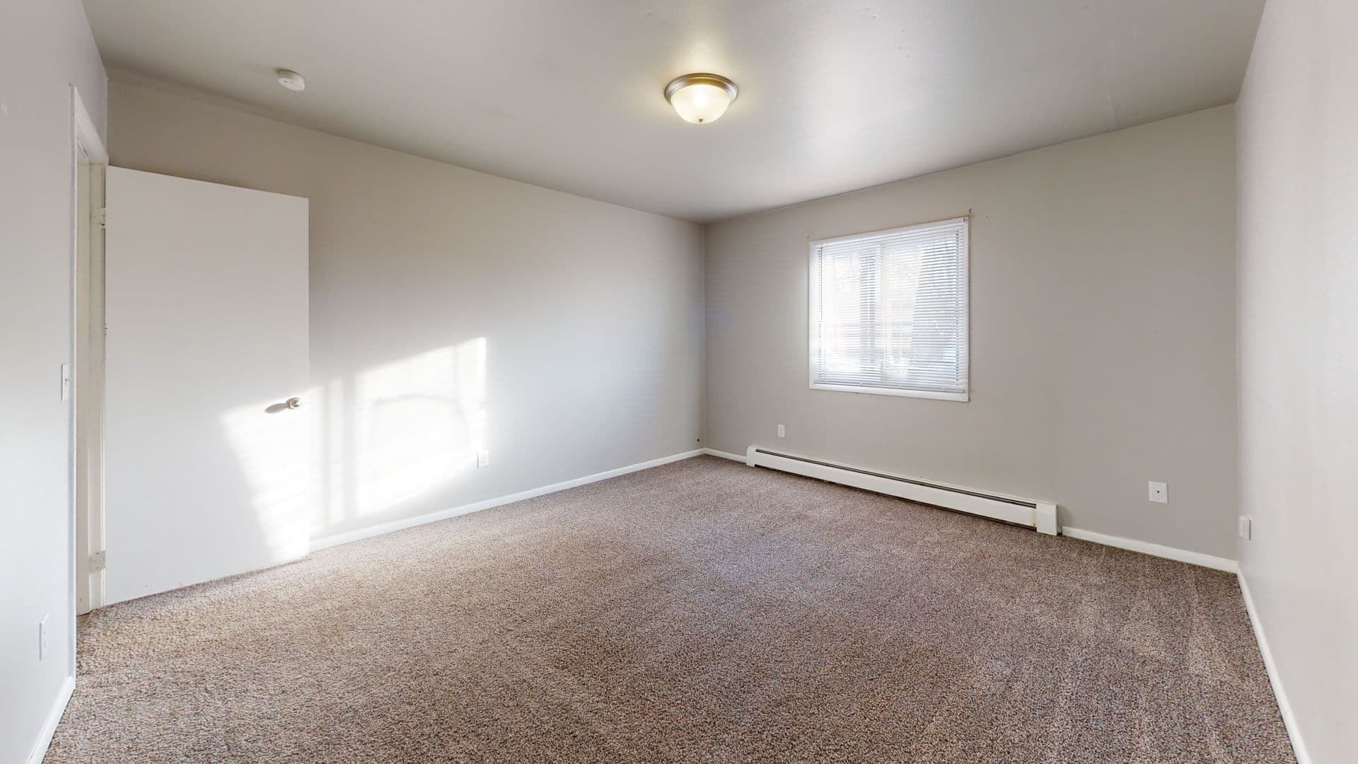 Minot Apartment: 2606 4th St NW