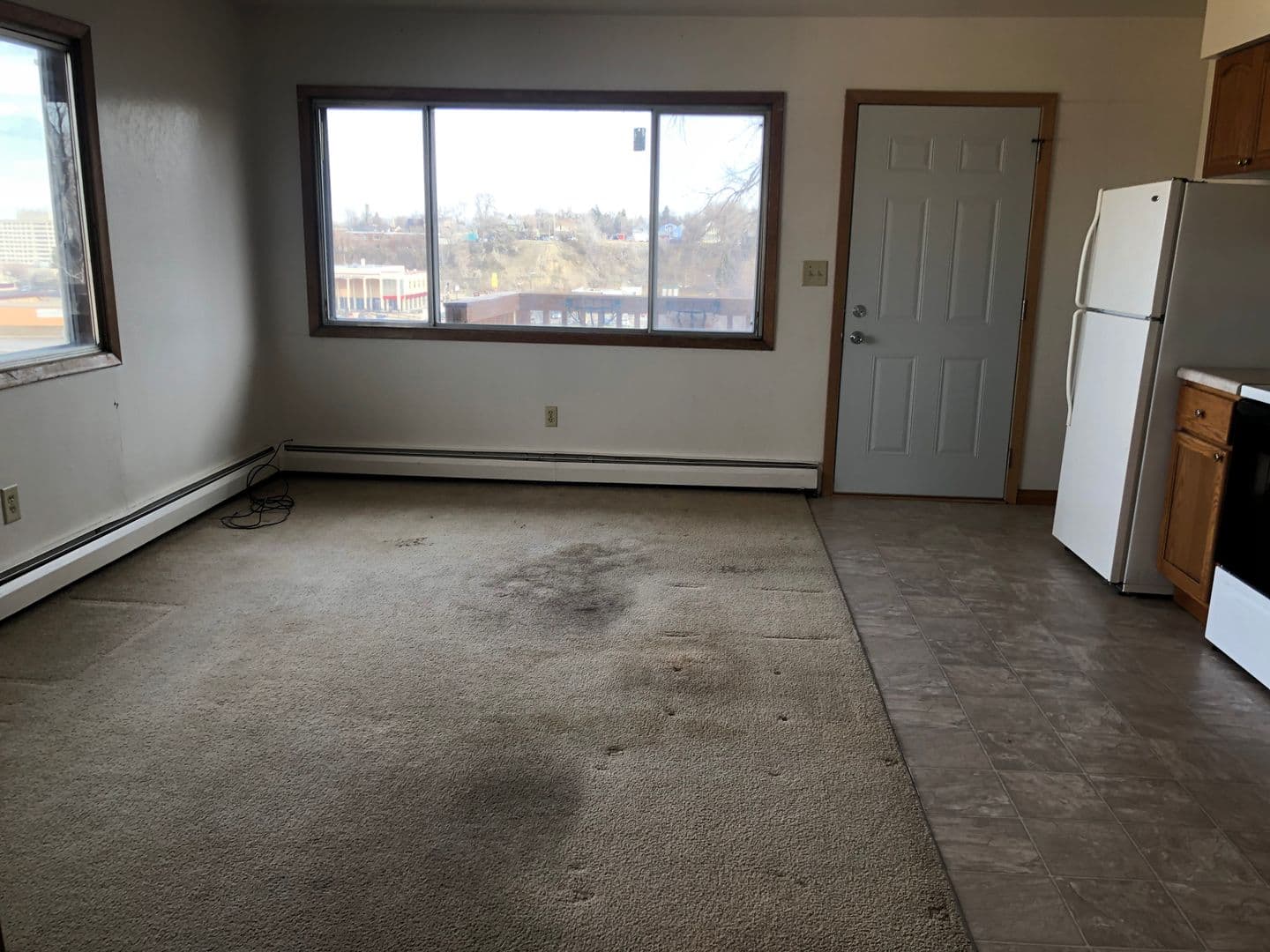 Minot Apartment: 710 4th St SW