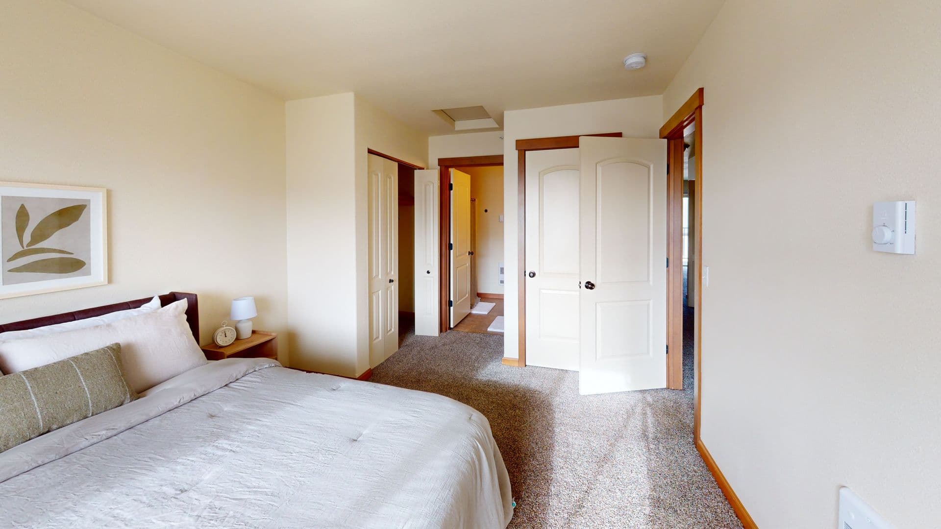 Minot Apartment: 3819 Crossing St SW