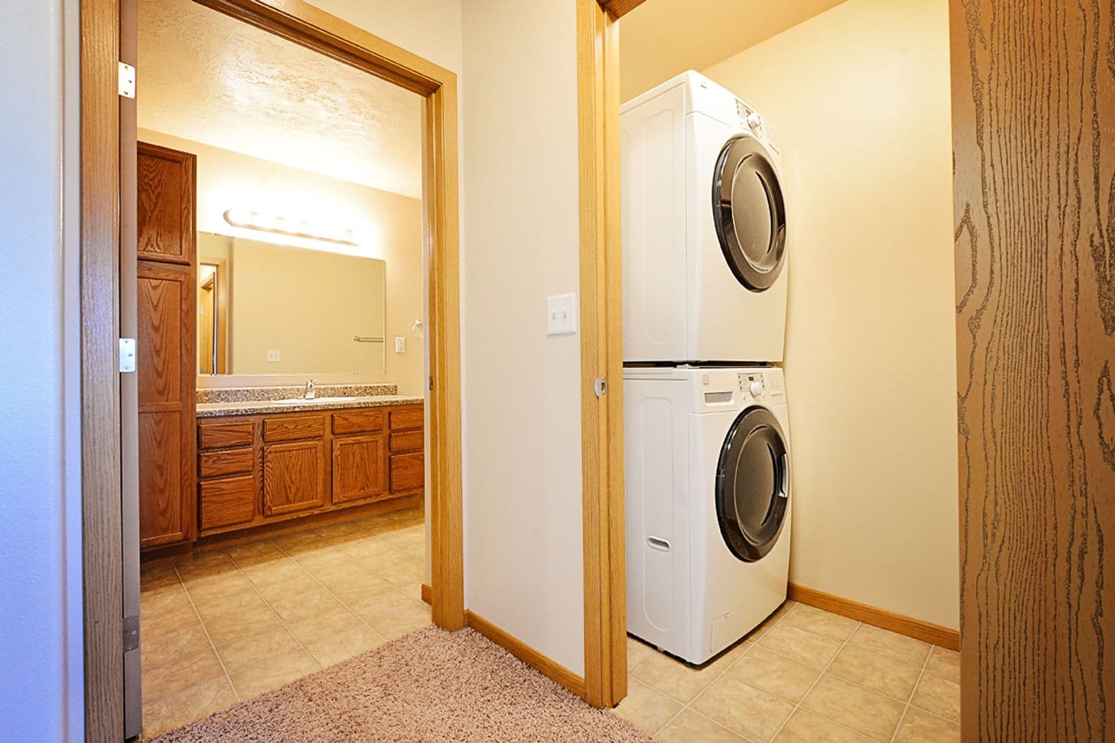 Minot Apartment: 11 36th Ave NW