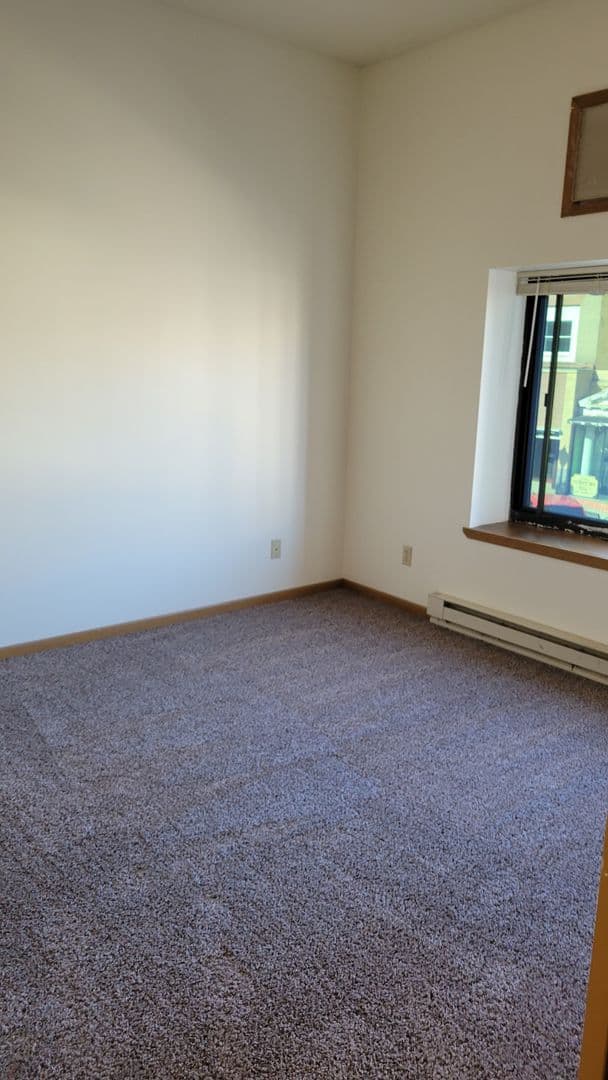 Minot Apartment: 107 South Main St