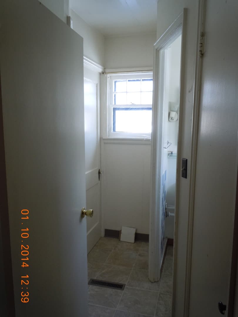 Minot House: 219 - 13th Ave SE