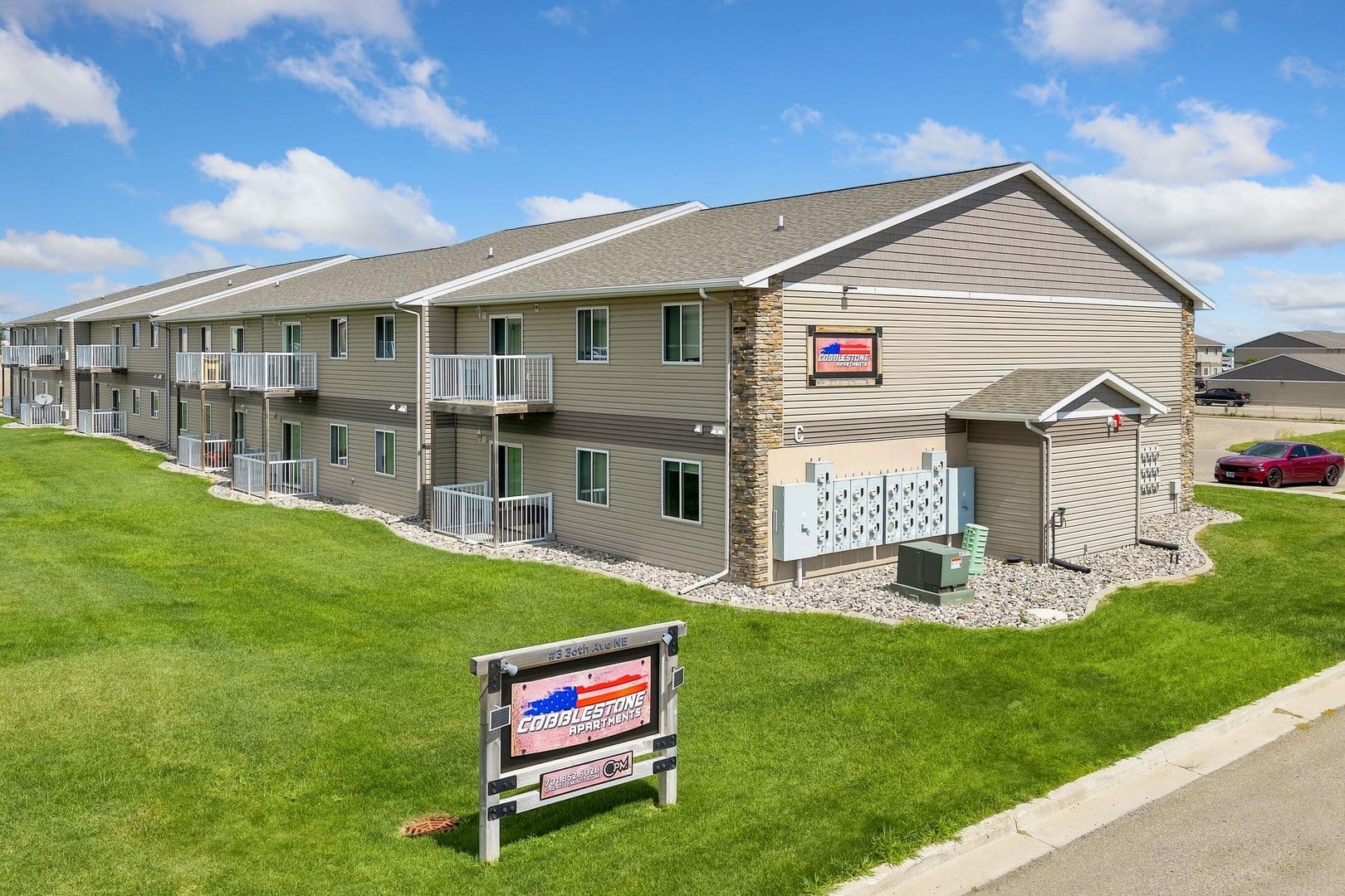Minot Apartment: 3 36th Ave NE (Building C)
